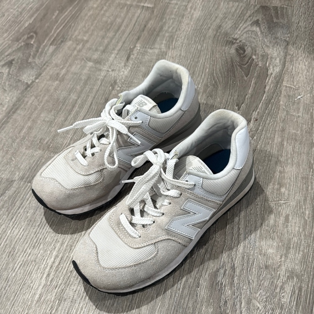 New Balance Classic White and Gray Shoes